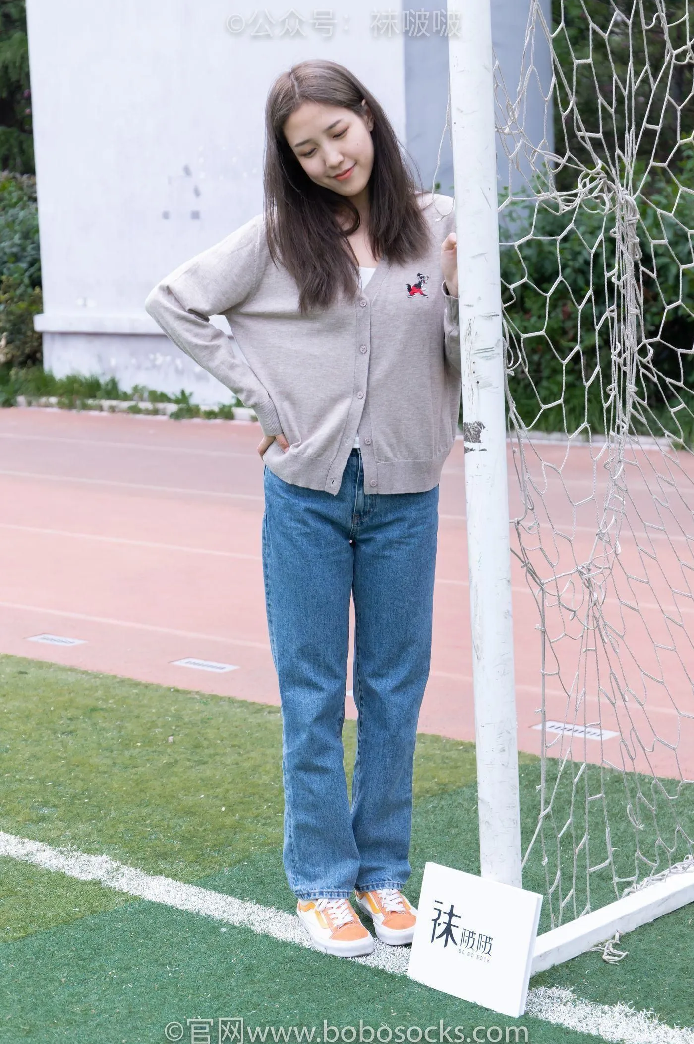 [BoBoSocks袜啵啵]NO.004 泡芙-vans帆布鞋、白棉袜、裸足 [127P]插图1